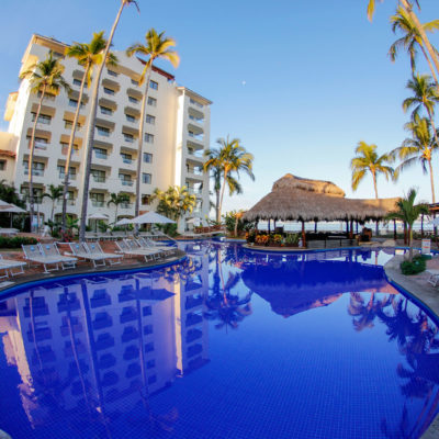 Main-Pool-Plaza-Pelicanos-Grand-Beach-Resort-Puerto-Vallarta