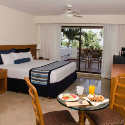 Standard-Room-Plaza-Pelicanos-Grand-Beach-Resort-Puerto-Vallarta