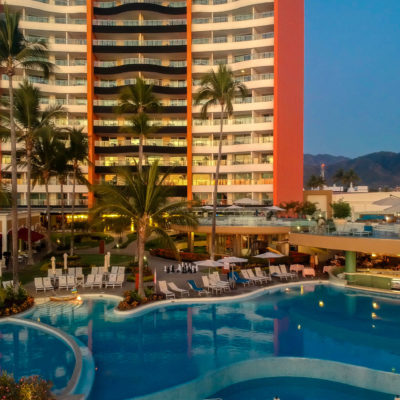 Sunset-Plaza-Beach-Resort-Spa-Puerto-Vallarta