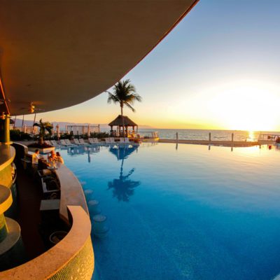 Sunset-Puerto-Vallarta-Hotel-Sunset-Plaza-Beach-Resort-Spa